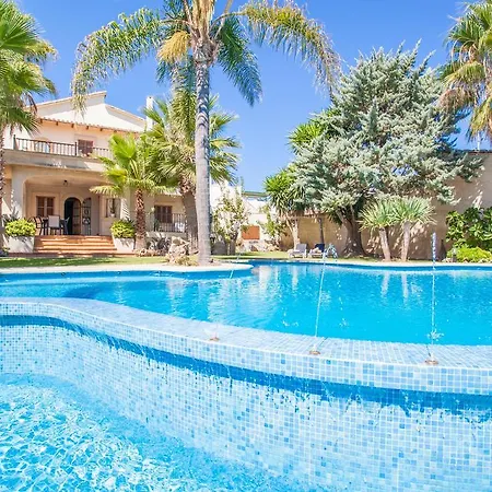 Gual Villa